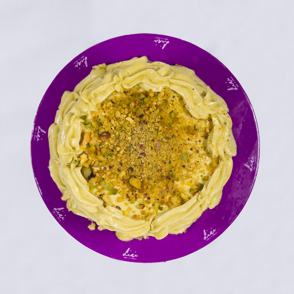 Mini-Avocado-Cake-flatlay.png