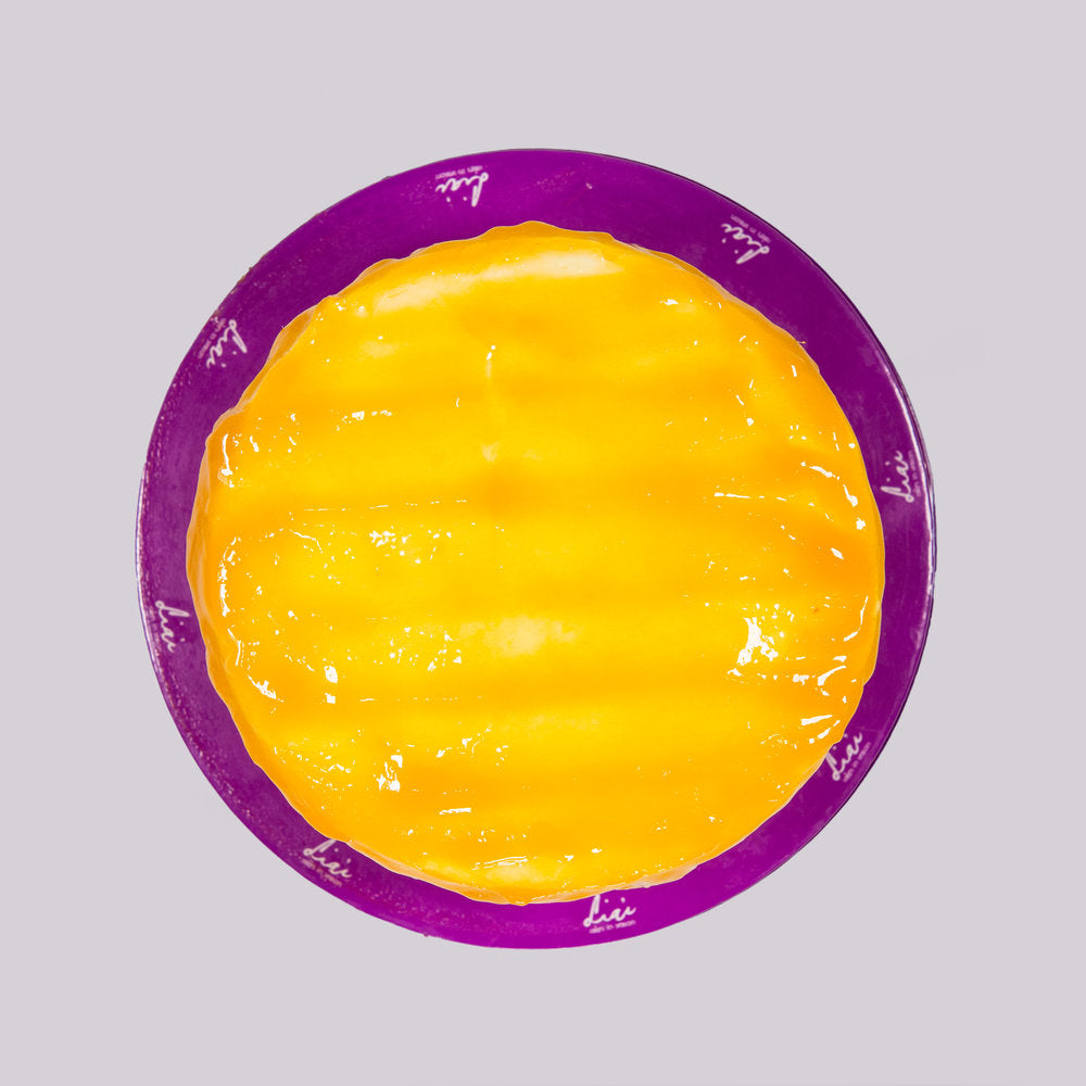 Mini-Mango-Cream-Cake-flatlay.png